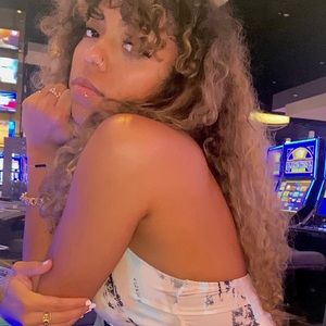 Meet your Posher, Makayla